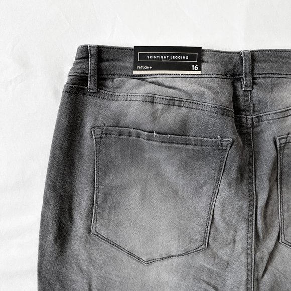 Refuge Plus Skintight Jeans - Dark Wash - US 16 - Picture 4 of 4